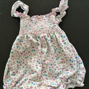 Beautiful kissy kissy romper